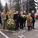 4 Przedstawiciele samorządów, szkół, jednostek, organizacji pozarządowych oraz wojska amerykańskiego.jpg